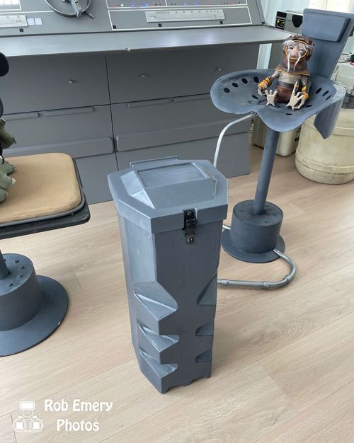 A container seen in many Star Wars movies