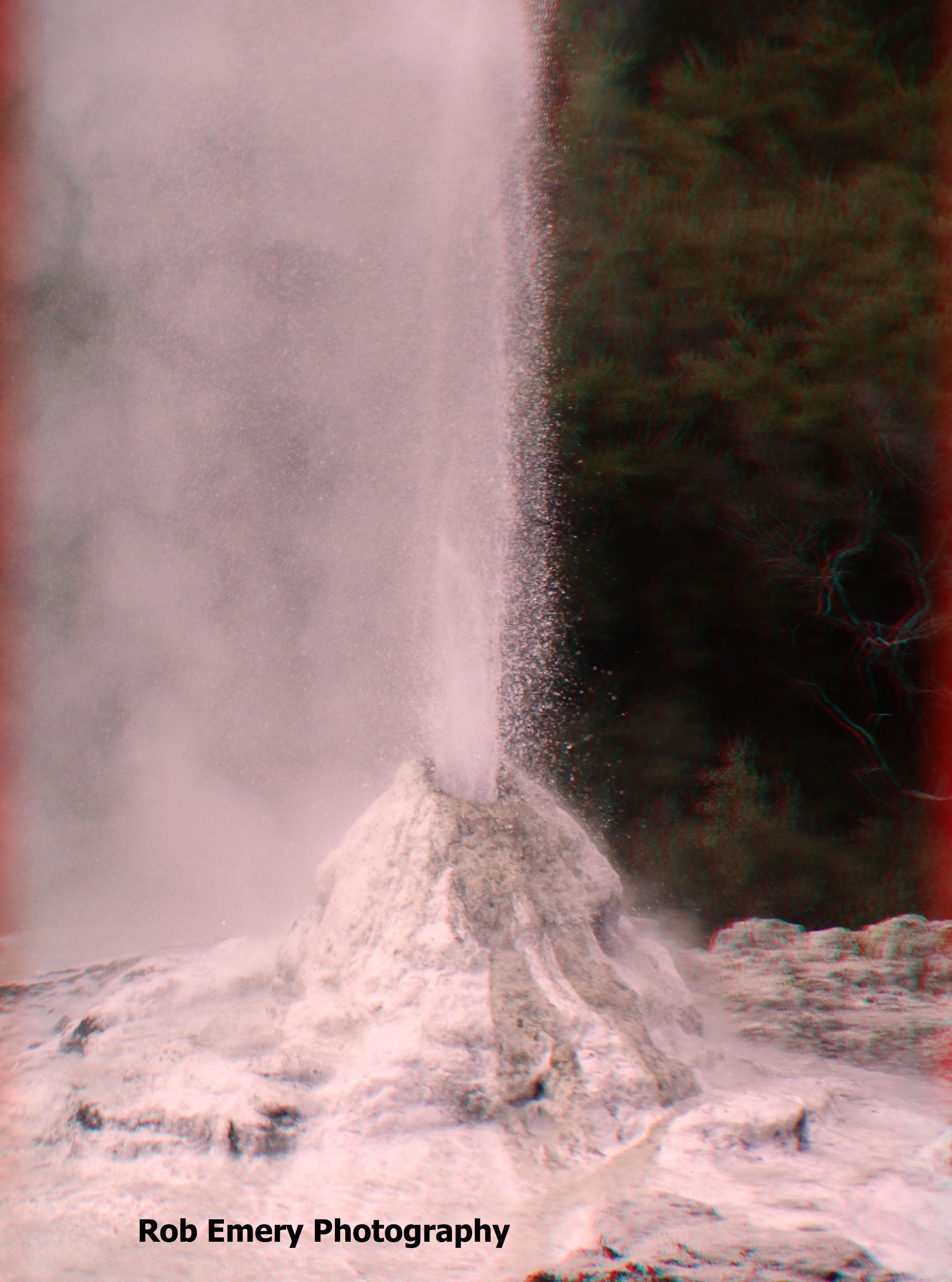 Lady Knox Geyser erupting